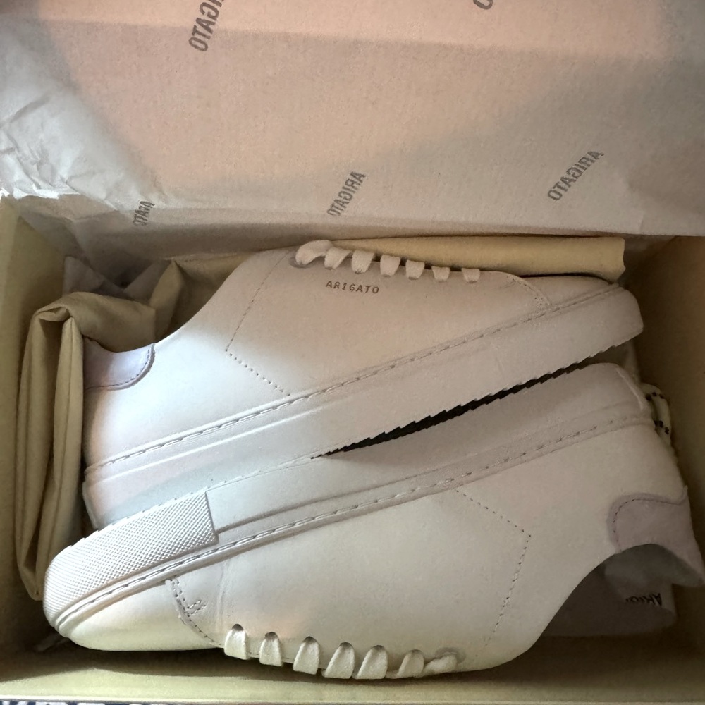 Axel Arigato NWT Clean 90 Sneaker, White/Lilac, 38 (7.5)